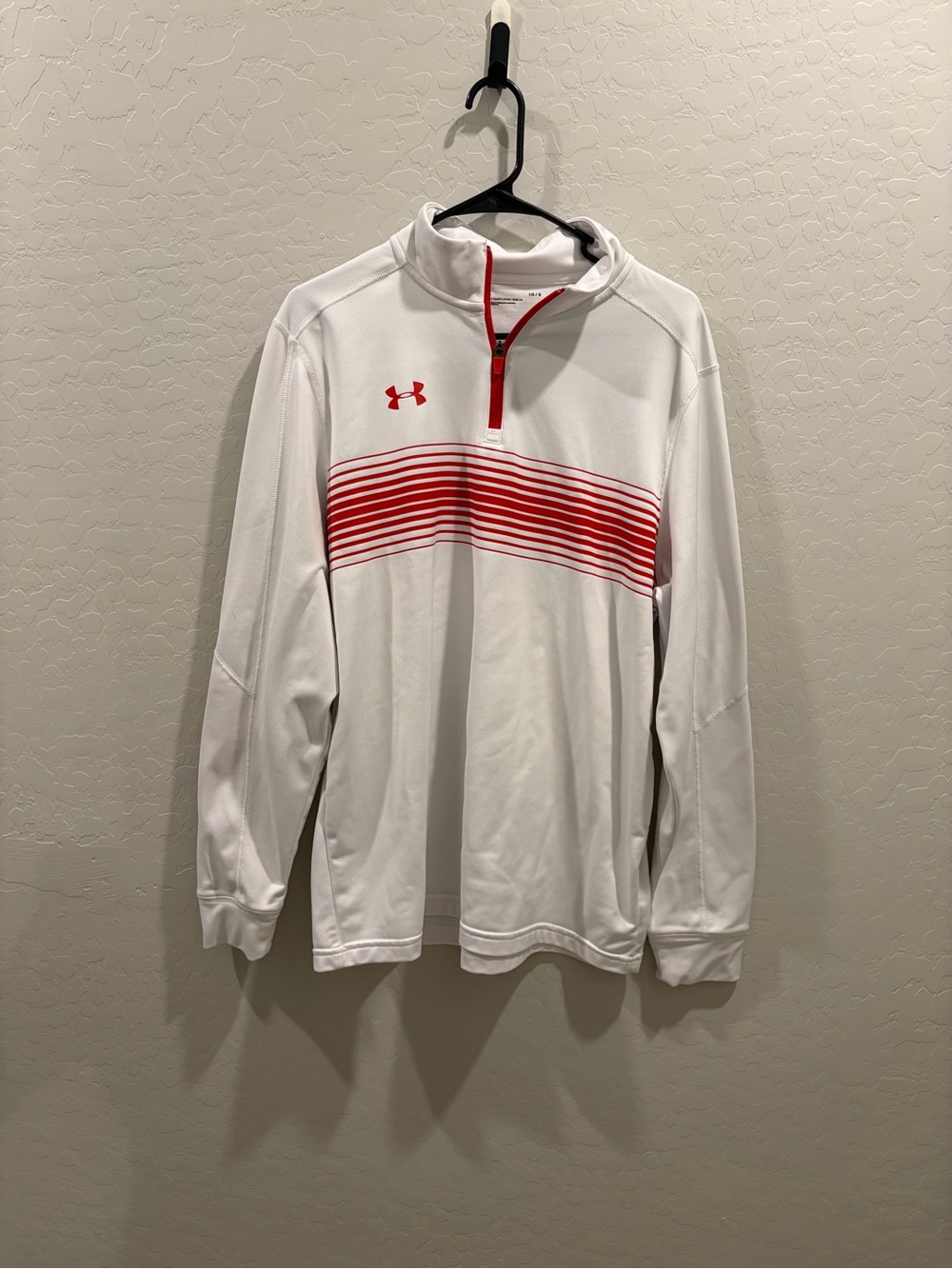Under Armour White Red Stripe Quarter Zip Long Sleeve Size L